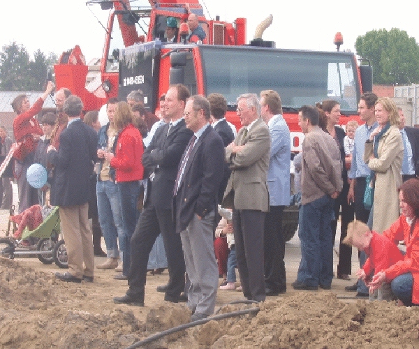 Depla steering and crowd anxious